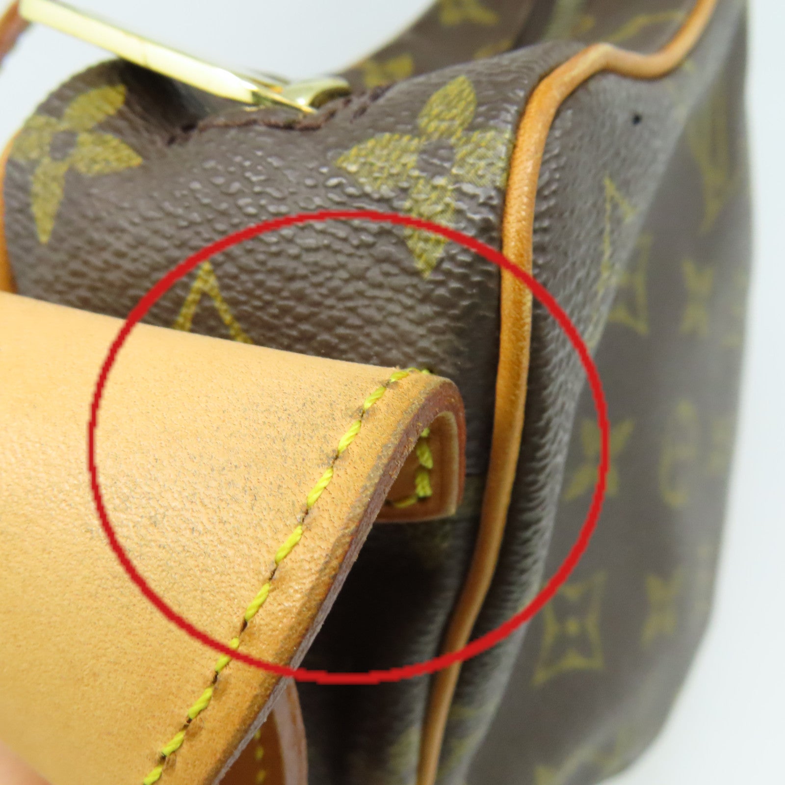 LOUIS VUITTON Monogram Croissant MM Shoulder Bag肩背袋啡色