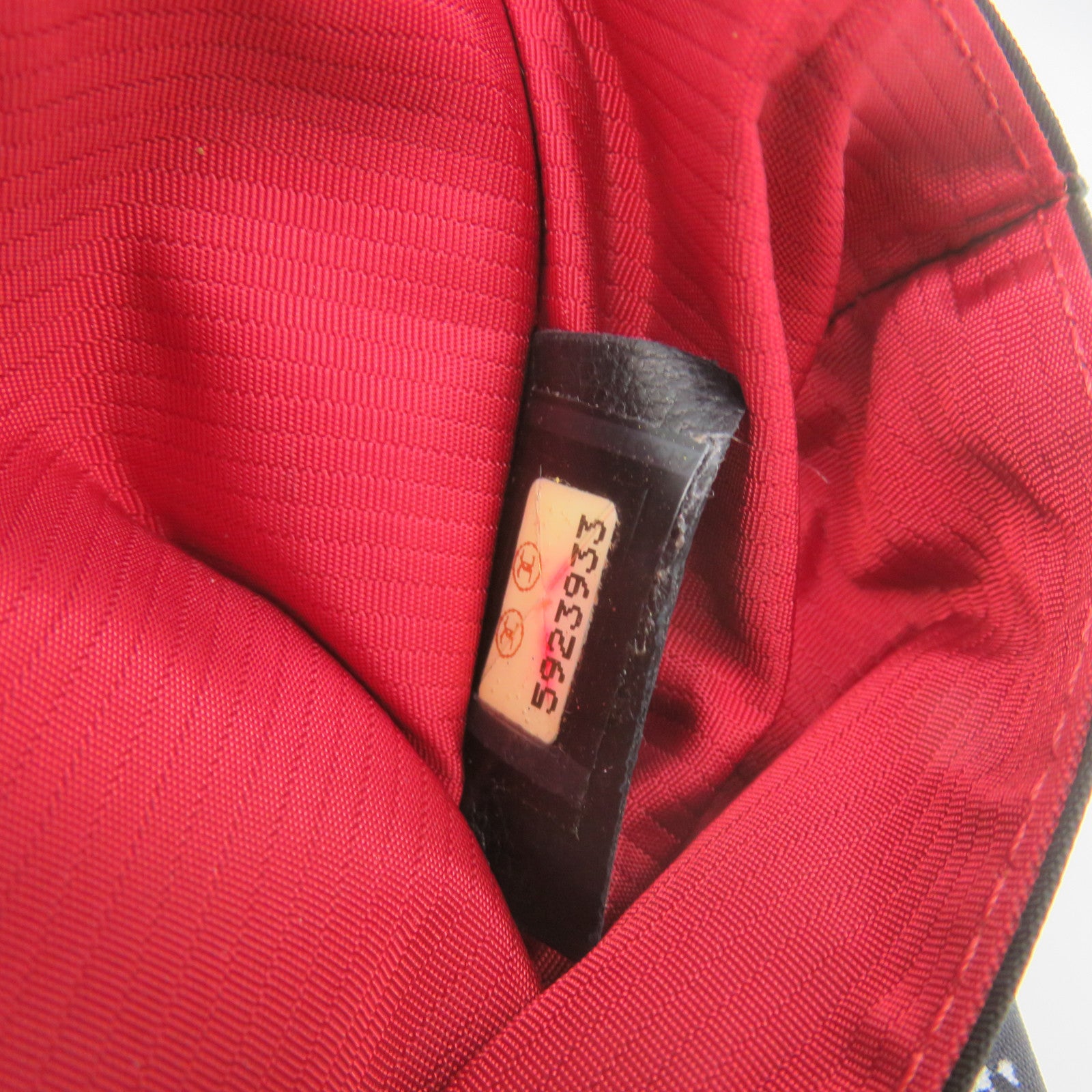 CHANEL 【激減優惠】尼龍Waist Bag腰包黑色/白色