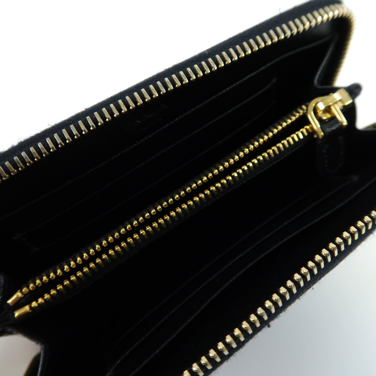 PRADA Saffiano皮革Zipper Wallet金扣錢包黑色