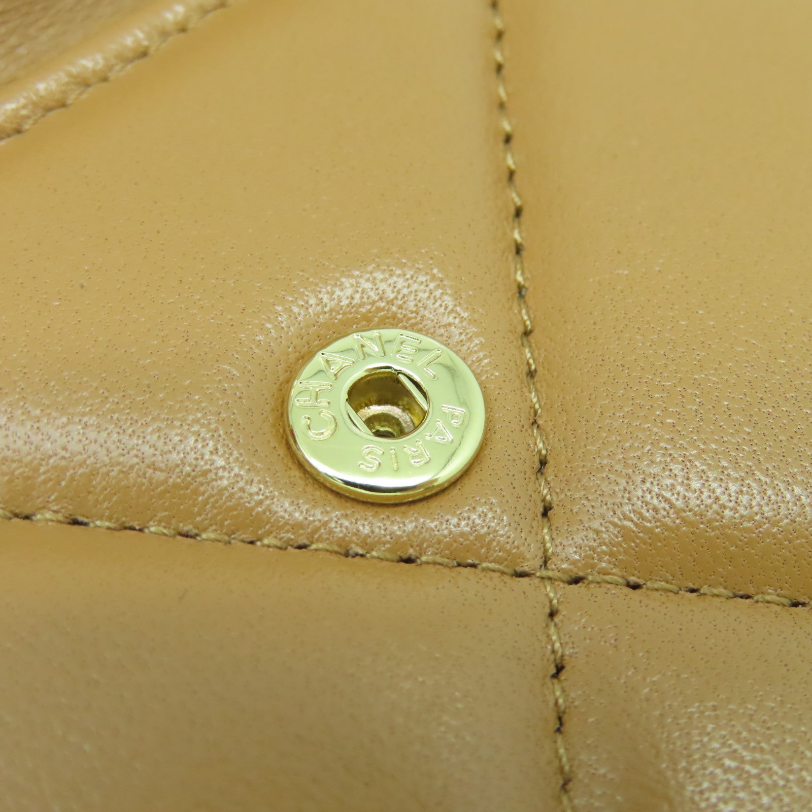 CHANEL 菱格牛皮皮革C19 Wallet金扣錢包駱駝色