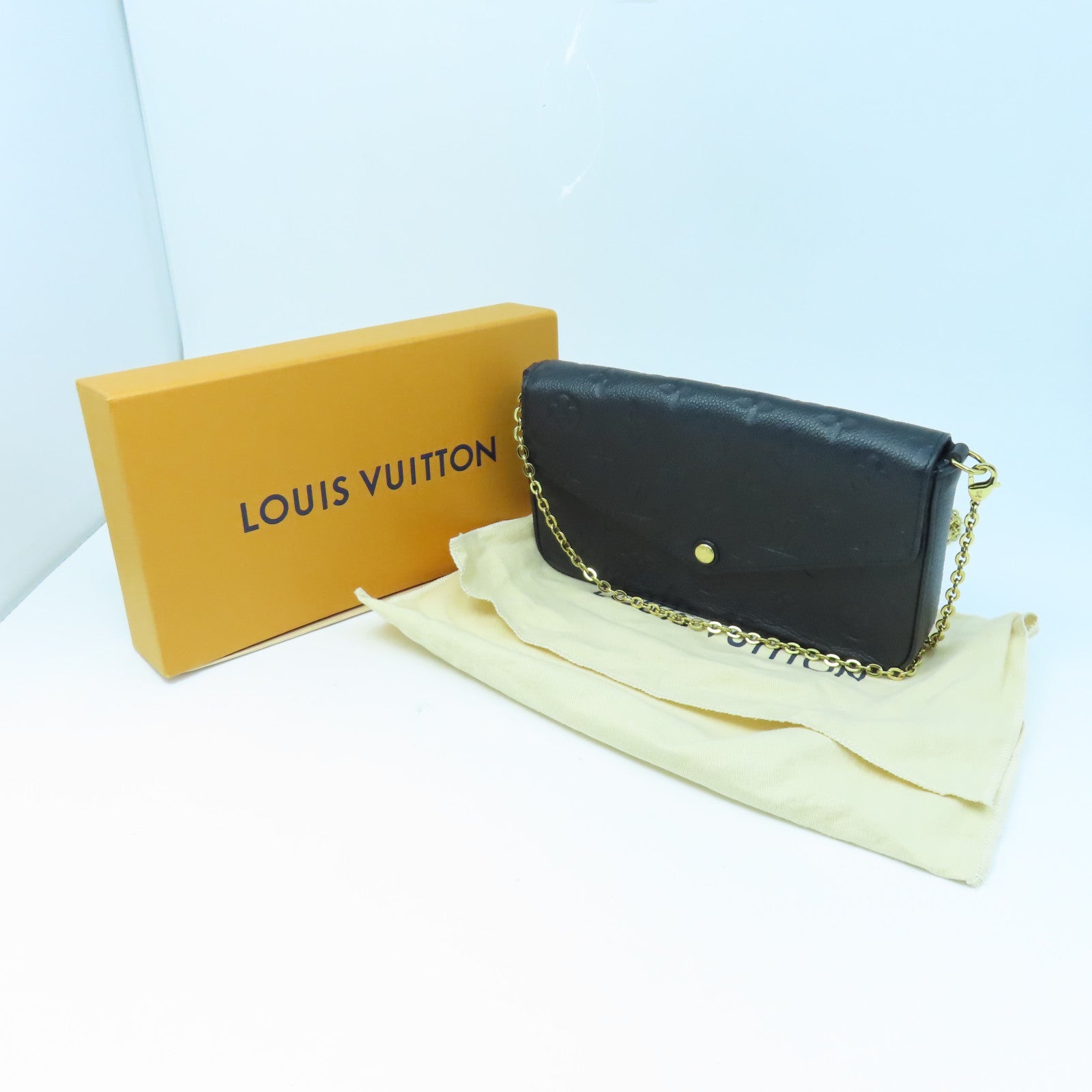 LOUIS VUITTON Mono-Empreinte Felicie Pochette金扣鏈帶肩背袋黑色