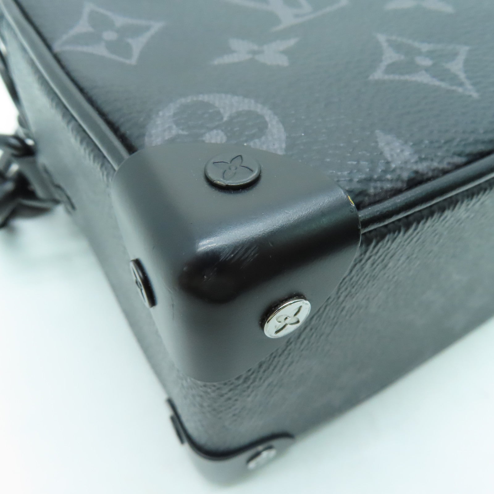 LOUIS VUITTON Monogram Eclipse Mini Soft Trunk肩背袋黑扣黑色