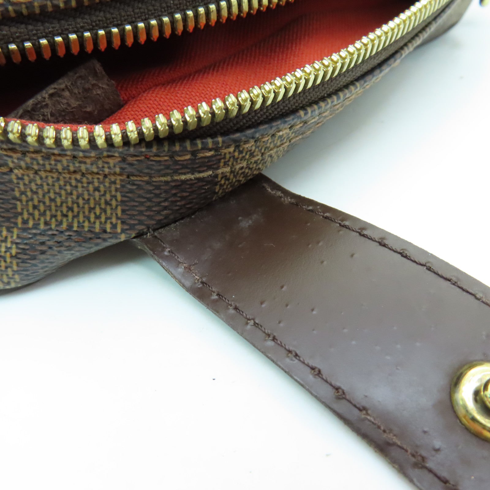 LOUIS VUITTON Damier Olav PM金扣肩背袋啡色