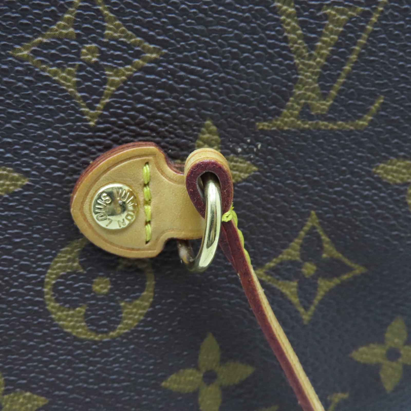 LOUIS VUITTON Monogram Neverfull MM Gold Buckle Shoulder Bag Brown