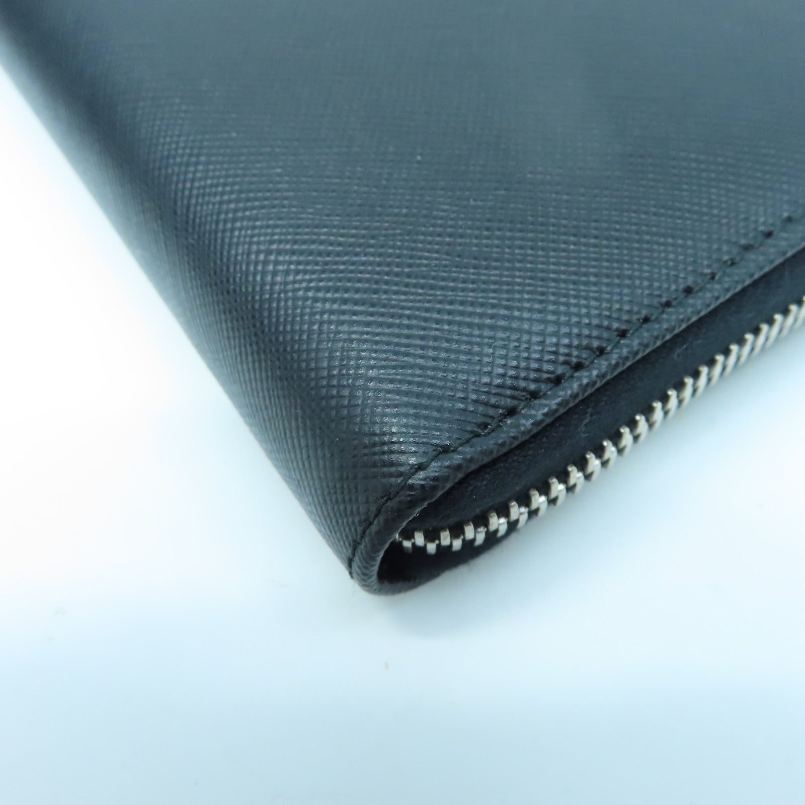 PRADA Saffiano牛皮皮革Zipper Long Wallet銀扣長錢包黑色