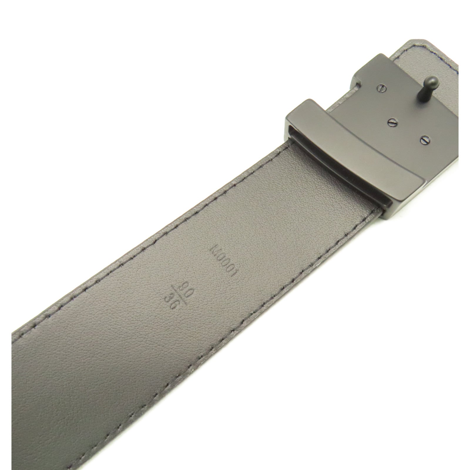 LOUIS VUITTON Taiga Initiales Belt皮革袋黑色