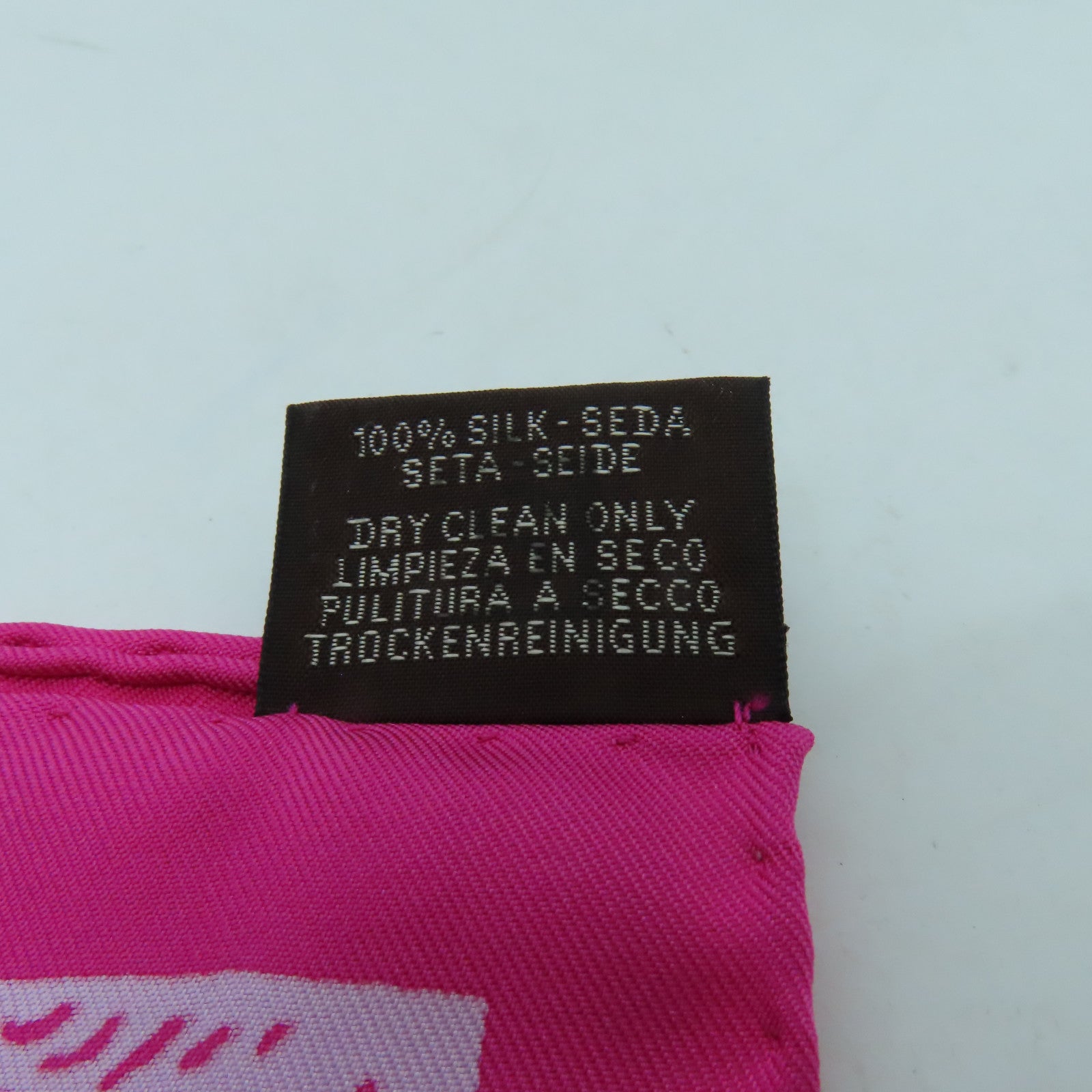HERMES Silk Twilly Scarf Pink/Color