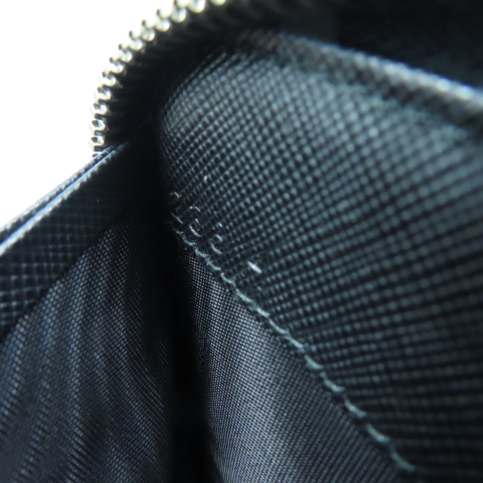 PRADA Saffiano牛皮皮革Zipper Long Wallet銀扣長錢包黑色