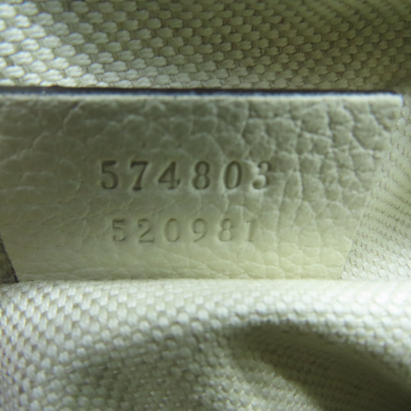 GUCCI 牛皮皮革Shoulder Bag金扣肩背袋白色
