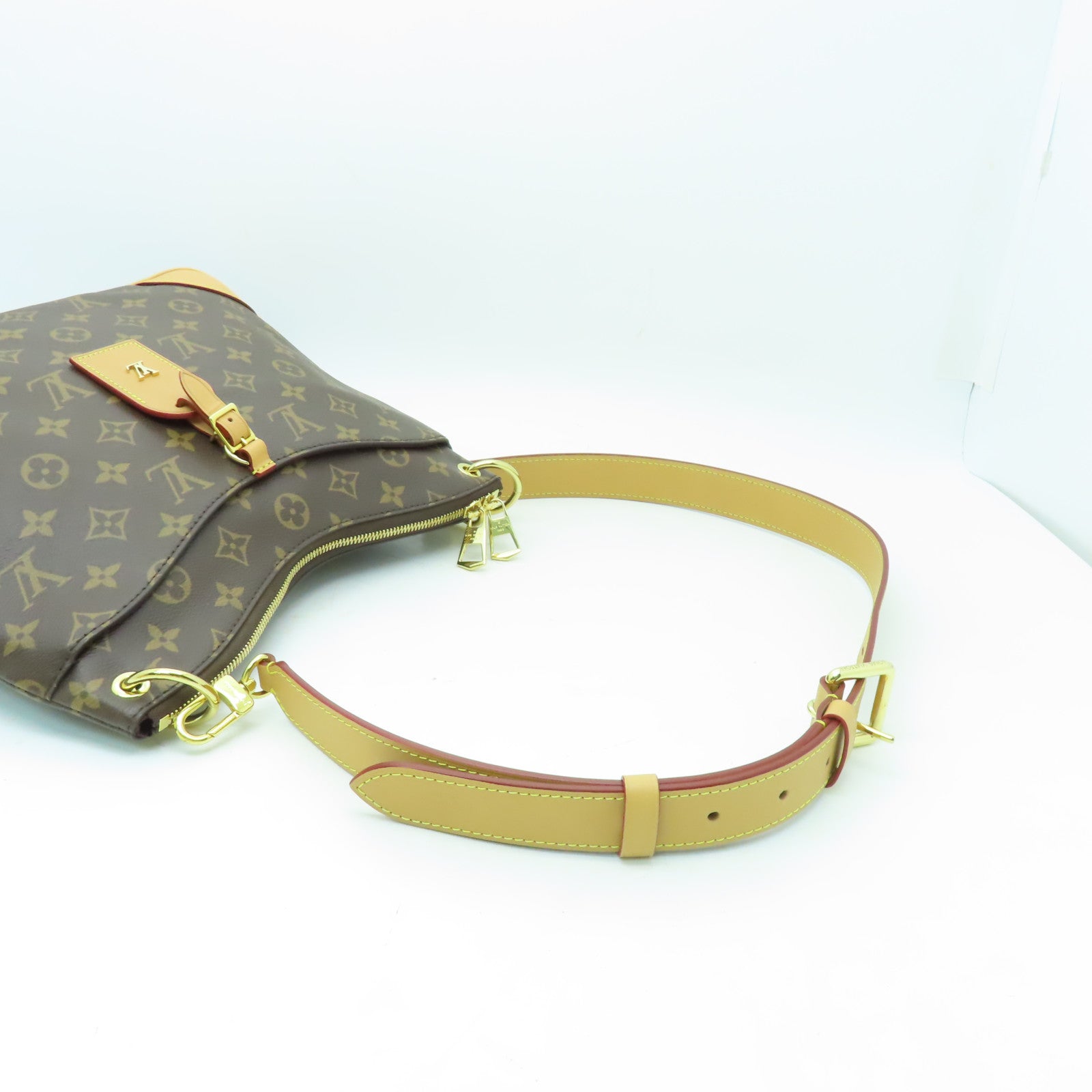 LOUIS VUITTON Monogram Odeon MM金扣肩背袋啡色