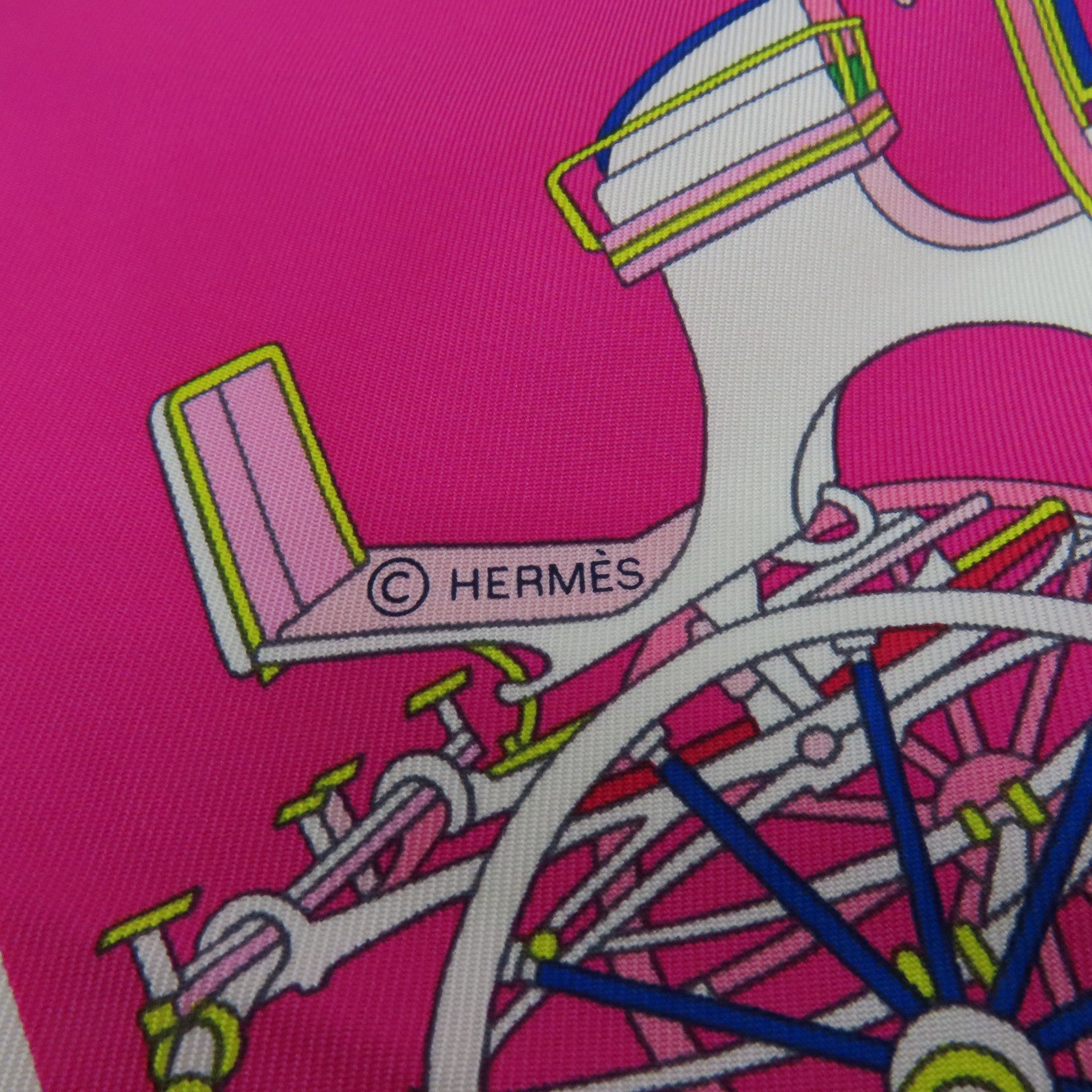 HERMES Silk Twilly Scarf Pink/Color
