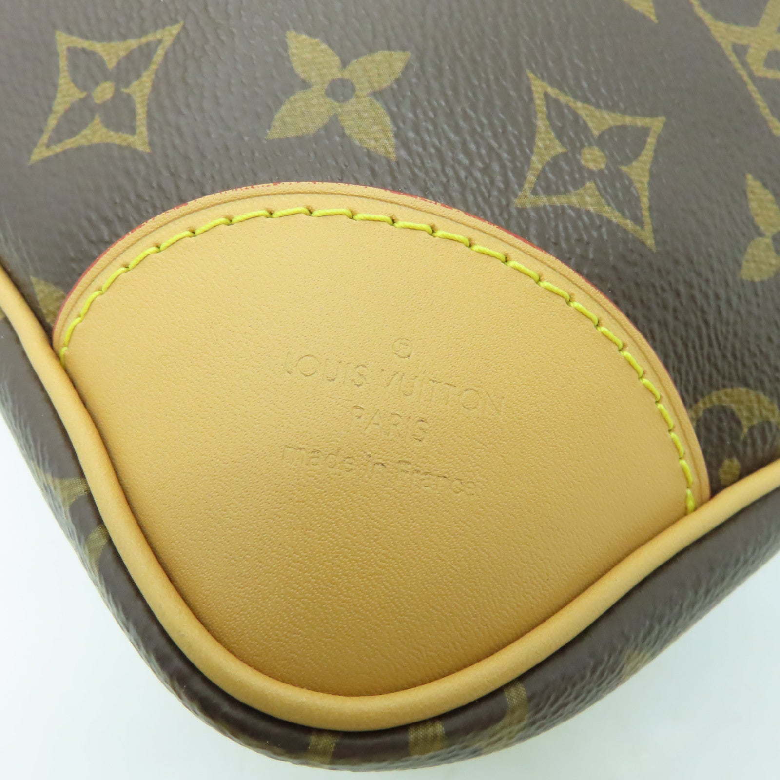 LOUIS VUITTON Monogram Odeon MM金扣肩背袋啡色
