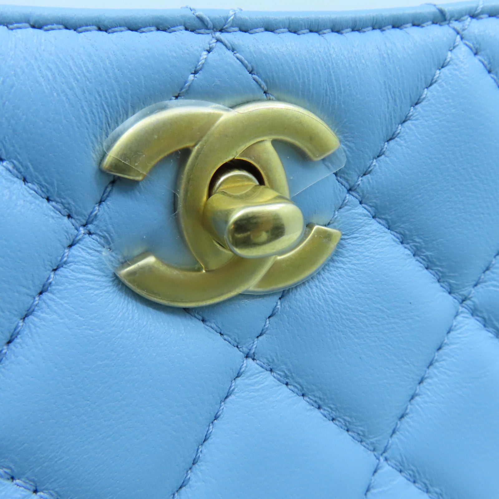 CHANEL 菱格羊皮皮革Chain Shoulder Bag金扣链带肩背袋浅蓝色