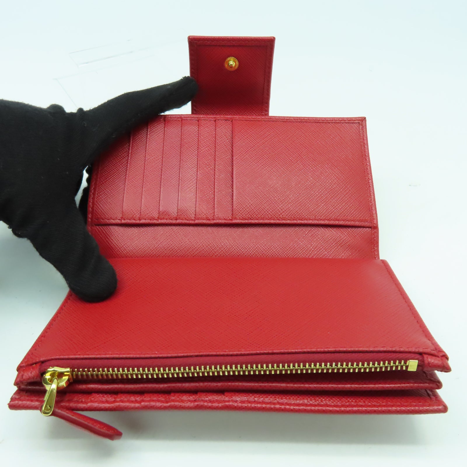 PRADA 【激減優惠】牛皮皮革Wallet金扣錢包紅色