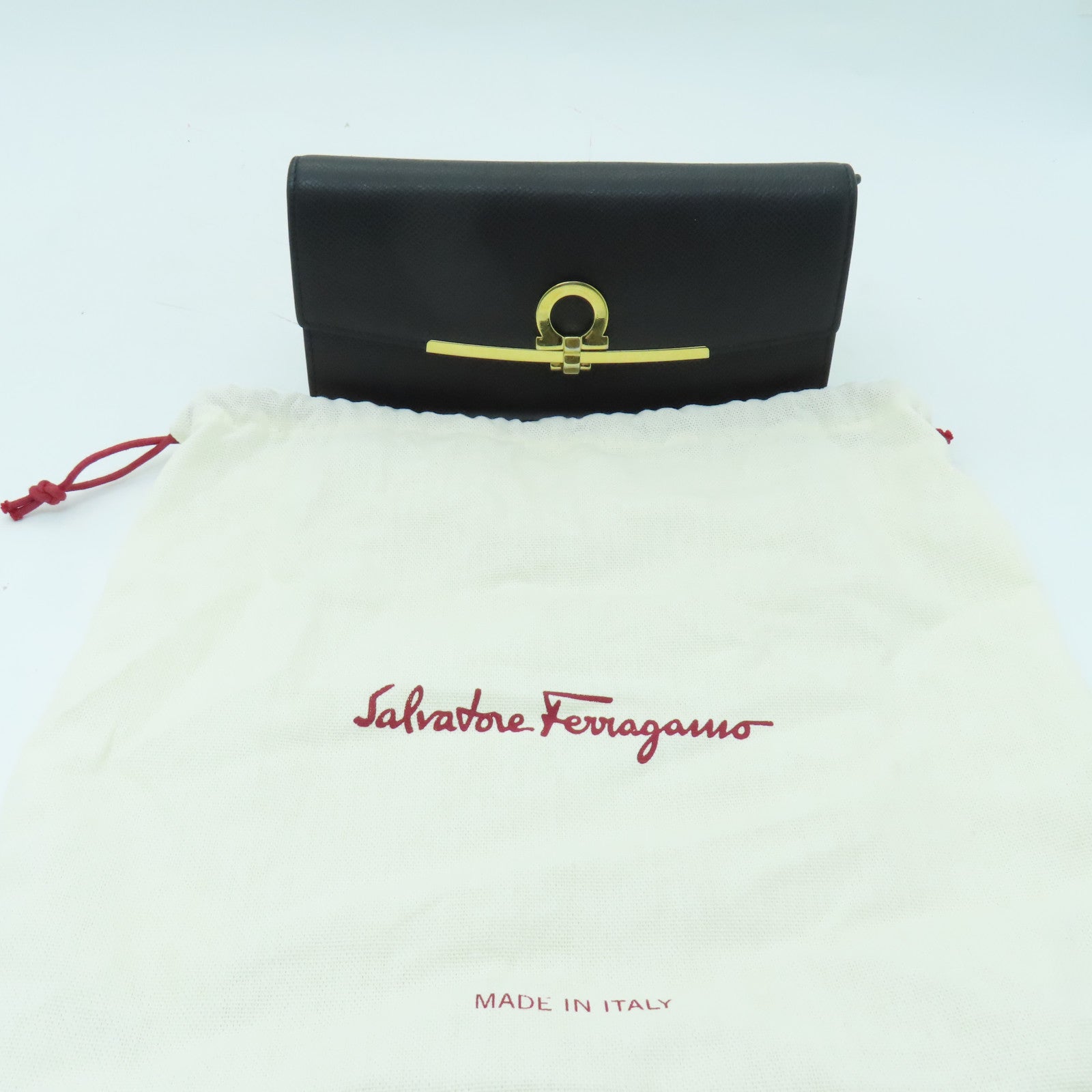 Salvatore Ferragamo 牛皮皮革Wallet金扣長錢包黑色