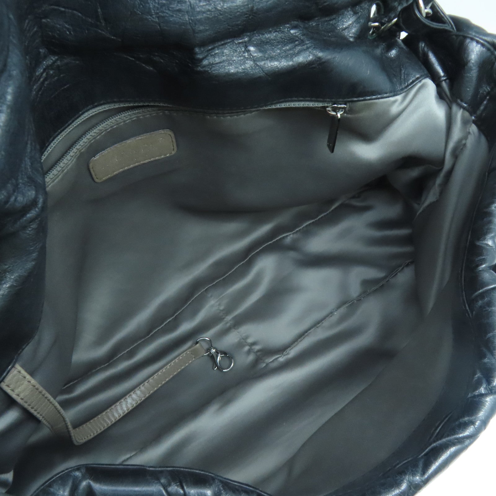 CHANEL 牛皮皮革Chain Shoulder Bag銀扣鏈帶肩背袋黑色