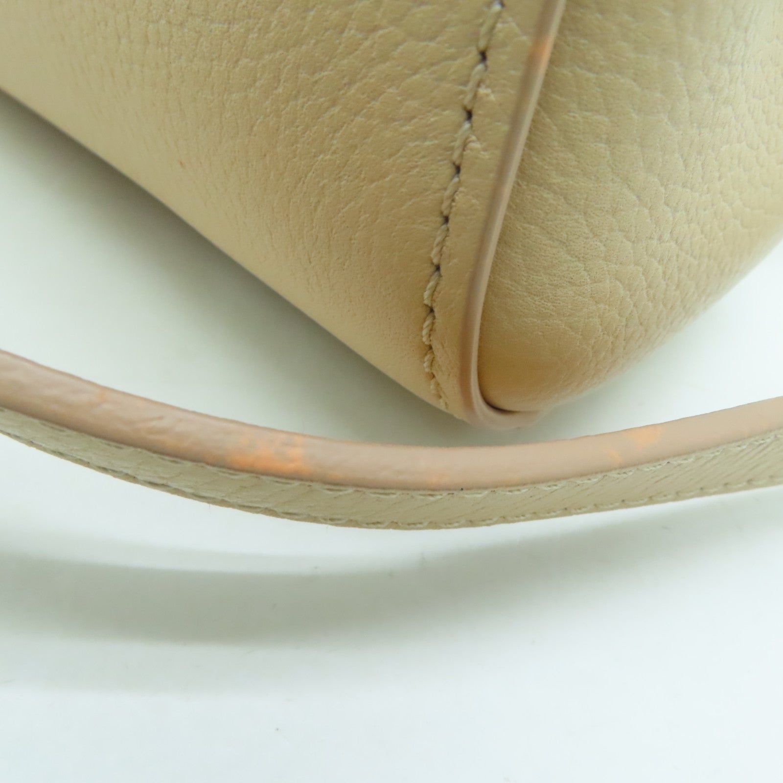 CHANEL Caviar皮革2Way Shoulder金扣手挽肩背两用袋米色い