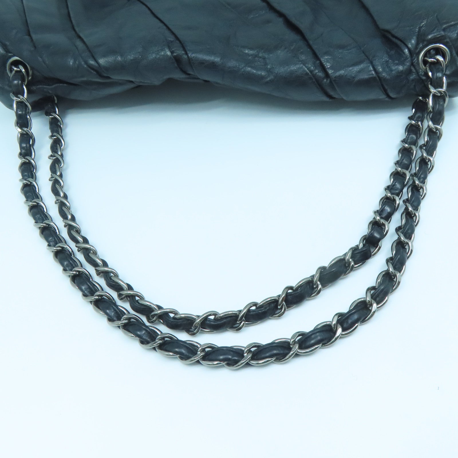 CHANEL 牛皮皮革Chain Shoulder Bag銀扣鏈帶肩背袋黑色