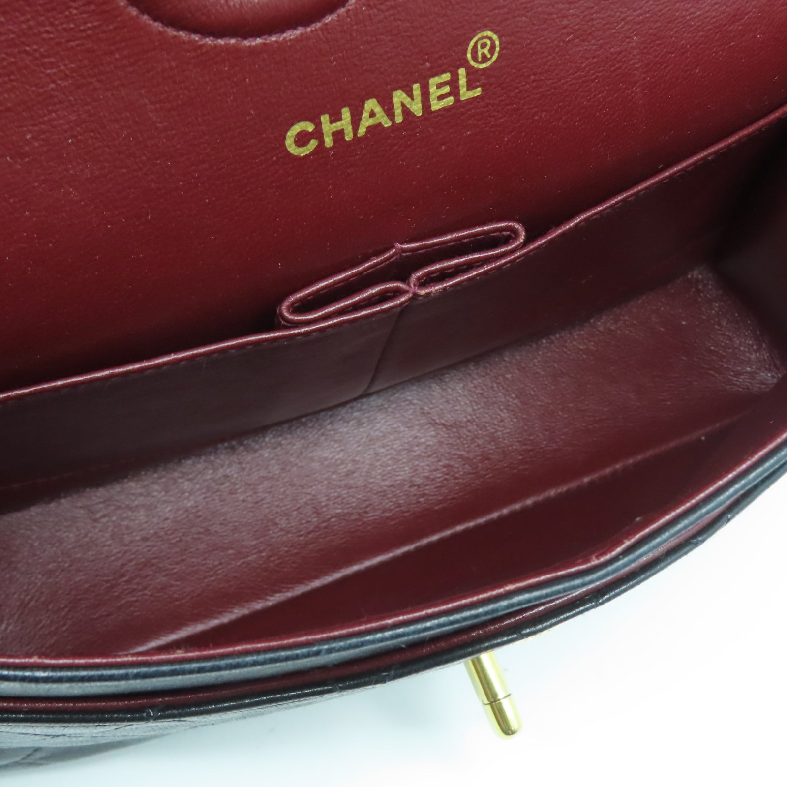 CHANEL 菱格羊皮皮革Classic 25cm金扣鏈帶肩背袋黑色