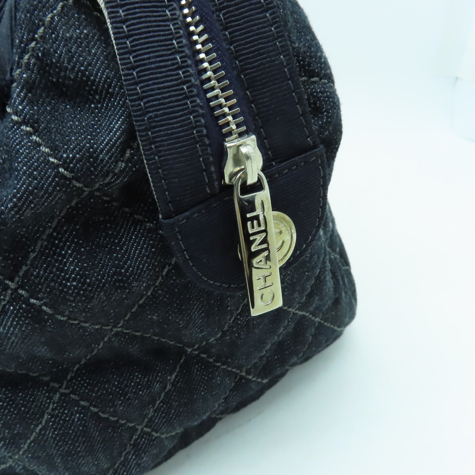 CHANEL 牛仔布Chain Shoulder Bag銀扣鏈帶肩背袋藍色