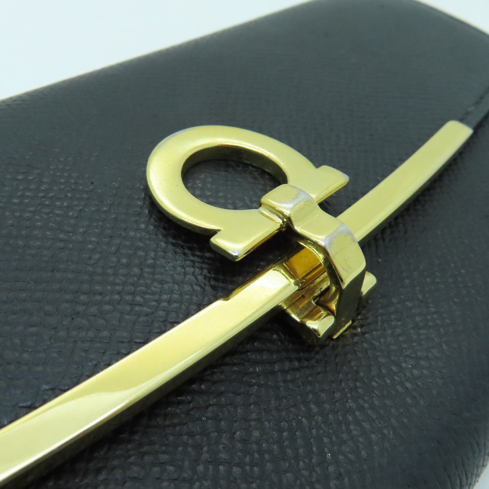 Salvatore Ferragamo 牛皮皮革Wallet金扣長錢包黑色