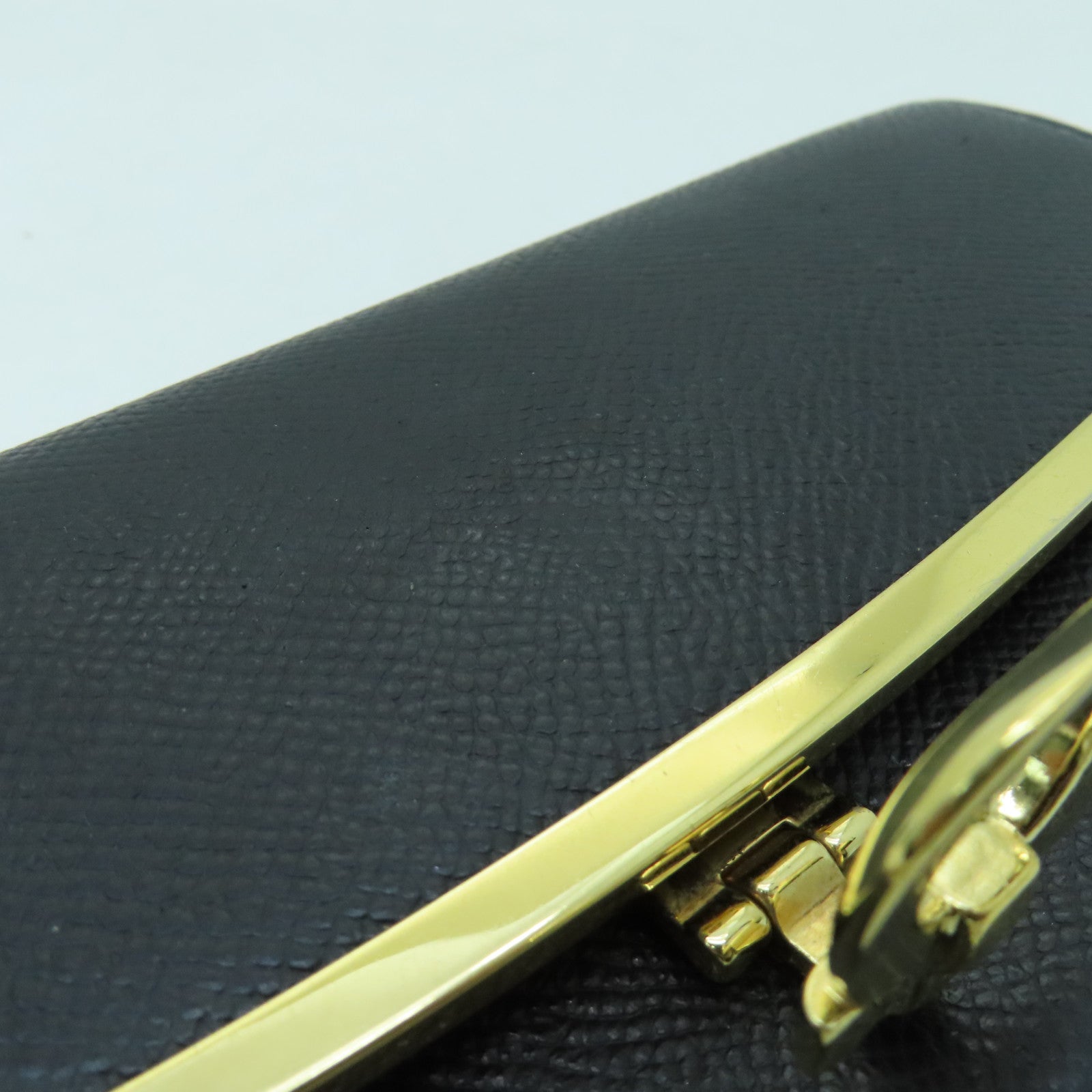 Salvatore Ferragamo 牛皮皮革Wallet金扣長錢包黑色