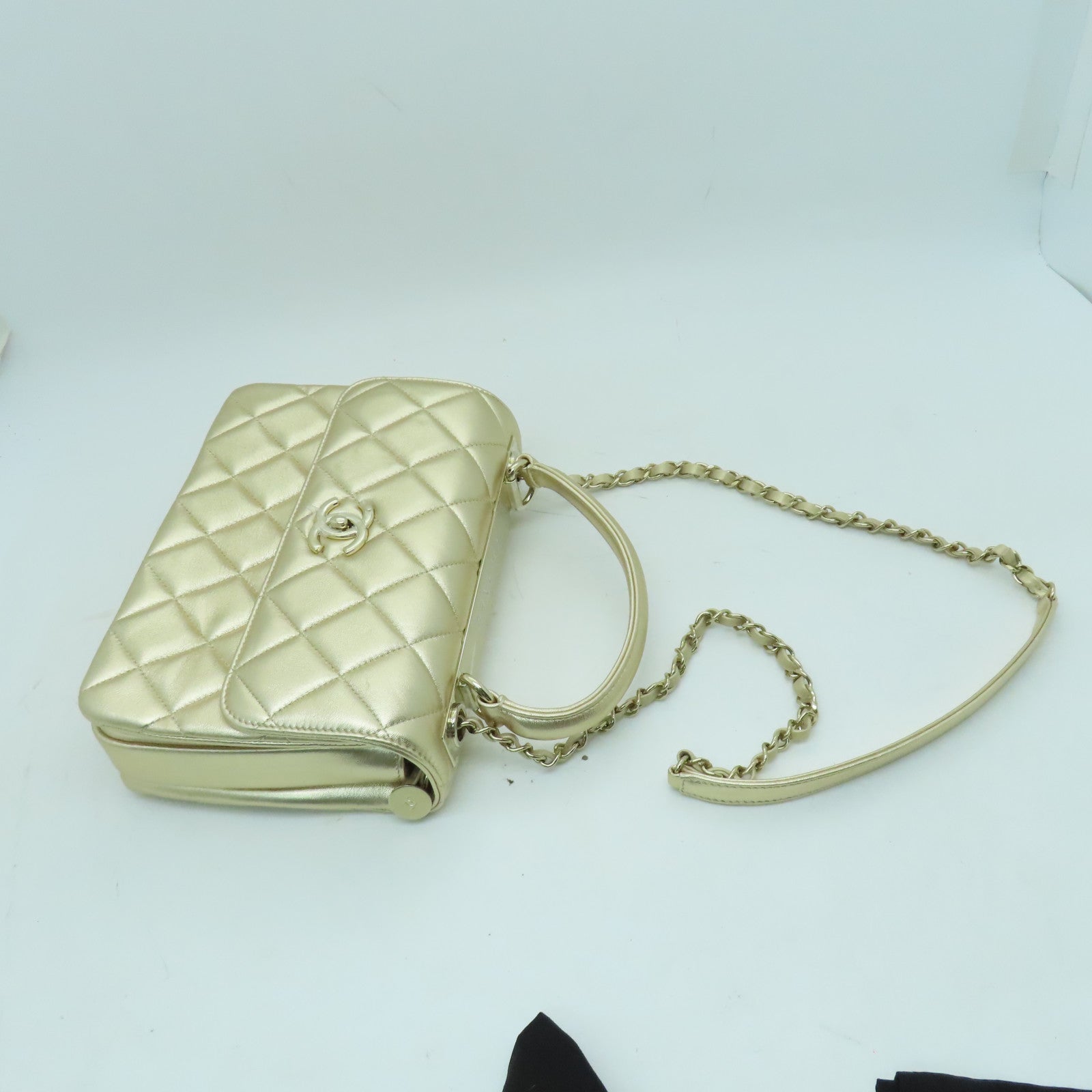 CHANEL 牛皮皮革Shoulder Bag金扣手挽肩背兩用袋金色