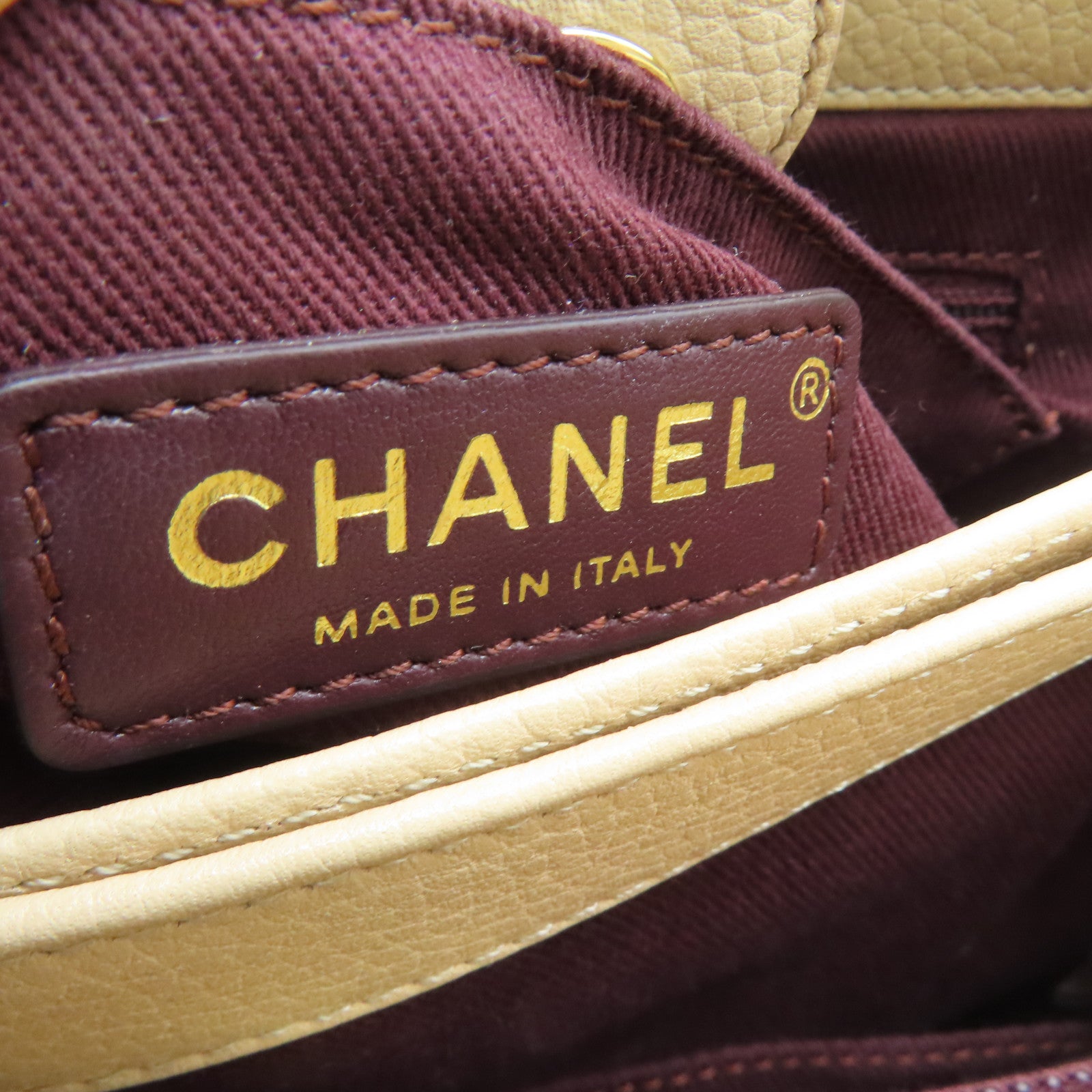 CHANEL Caviar皮革2Way Shoulder金扣手挽肩背两用袋米色い
