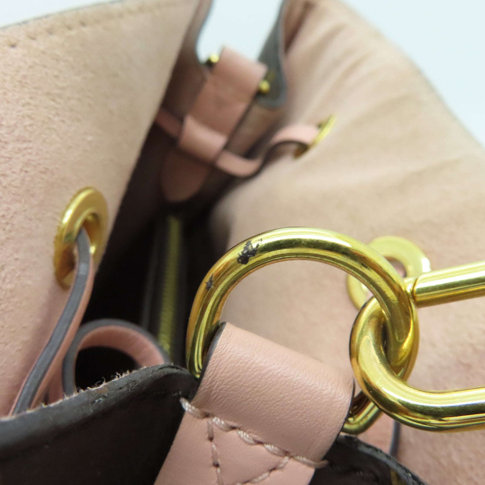 LOUIS VUITTON Monogram Neo Noe MM Gold Buckle Shoulder Bag Brown