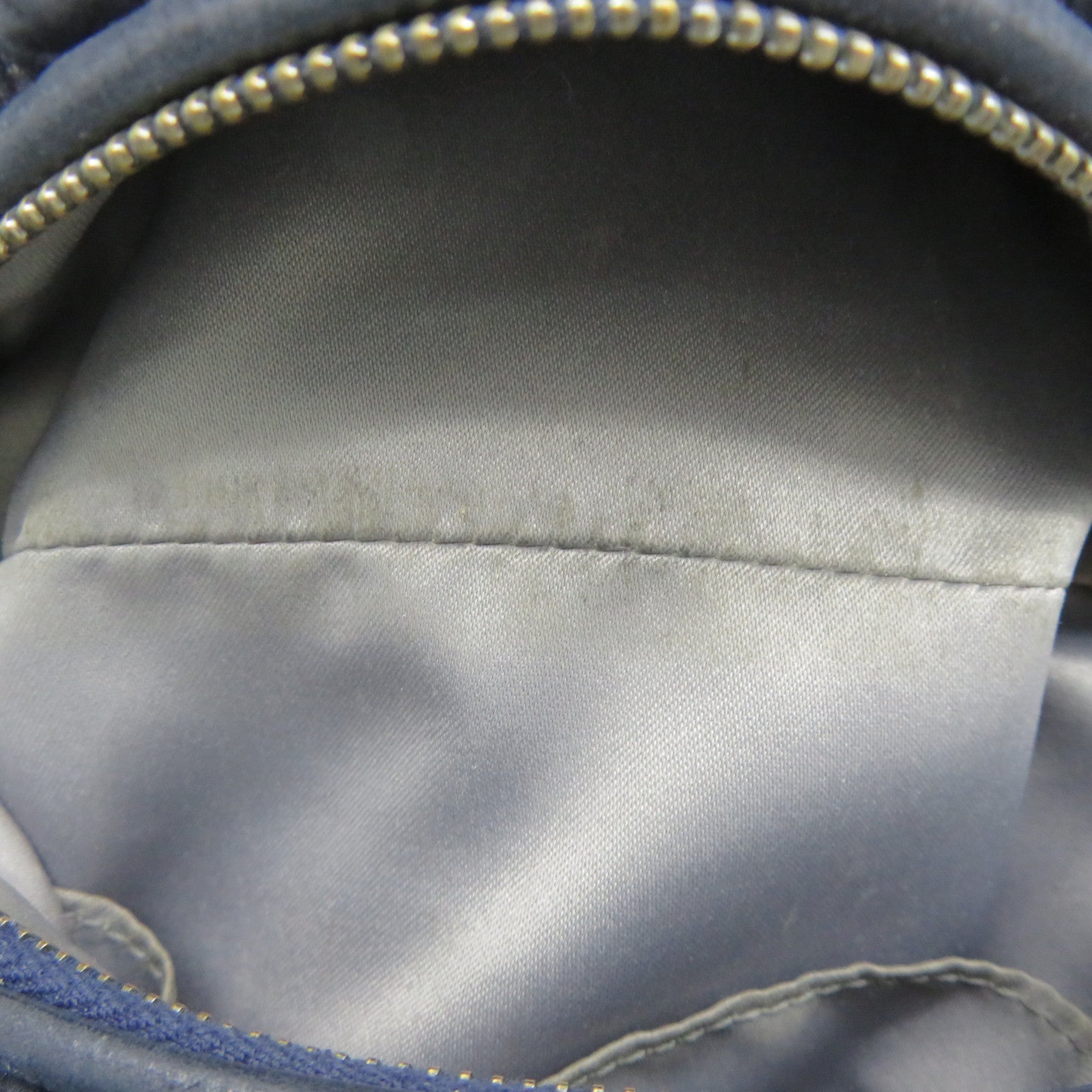 CHANEL [Sharp Reduction Offer] Cowhide Leather Hand Bag Silver Buckle Hand Bag Black