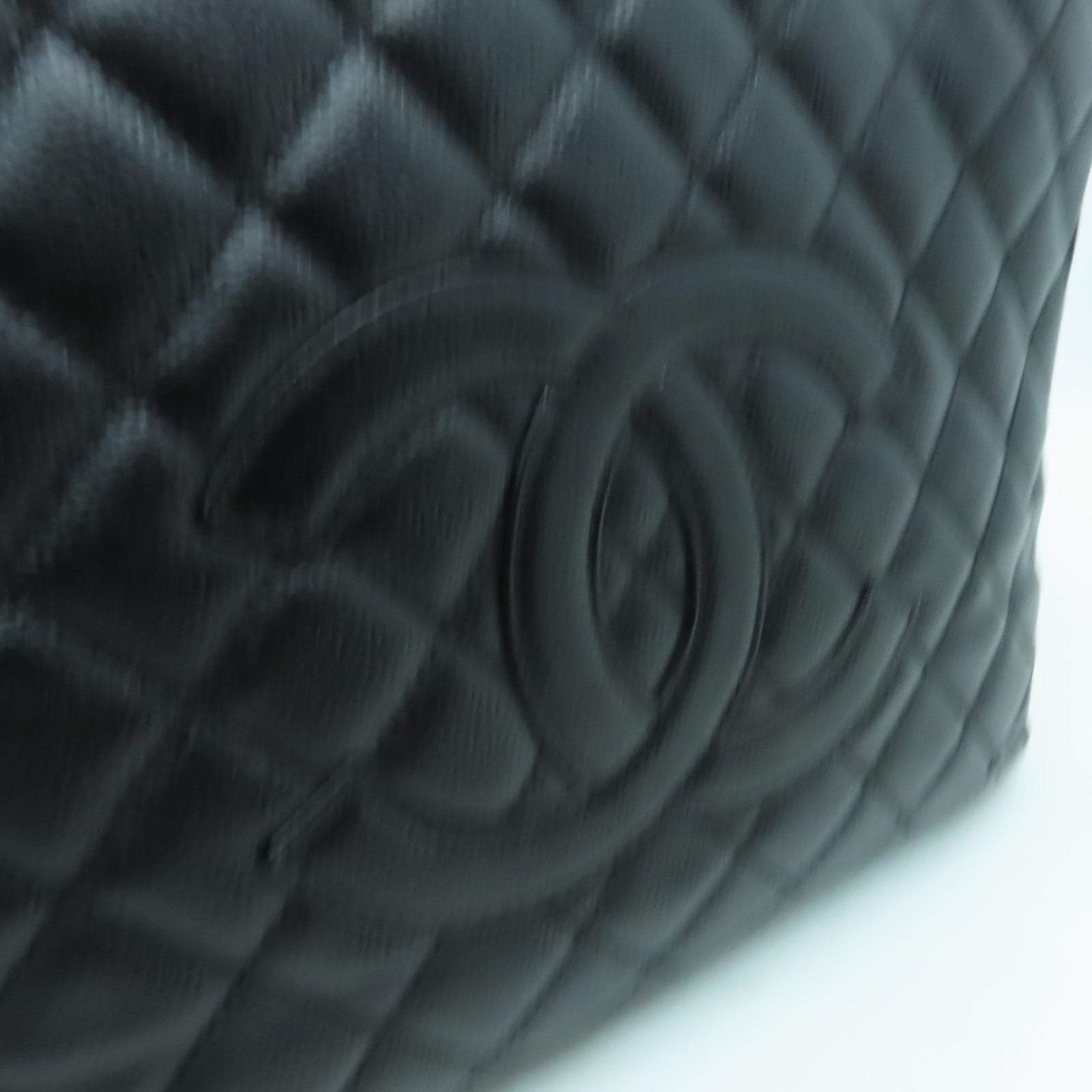 CHANEL 菱格Caviar皮革GST Tote金扣肩背袋黑色