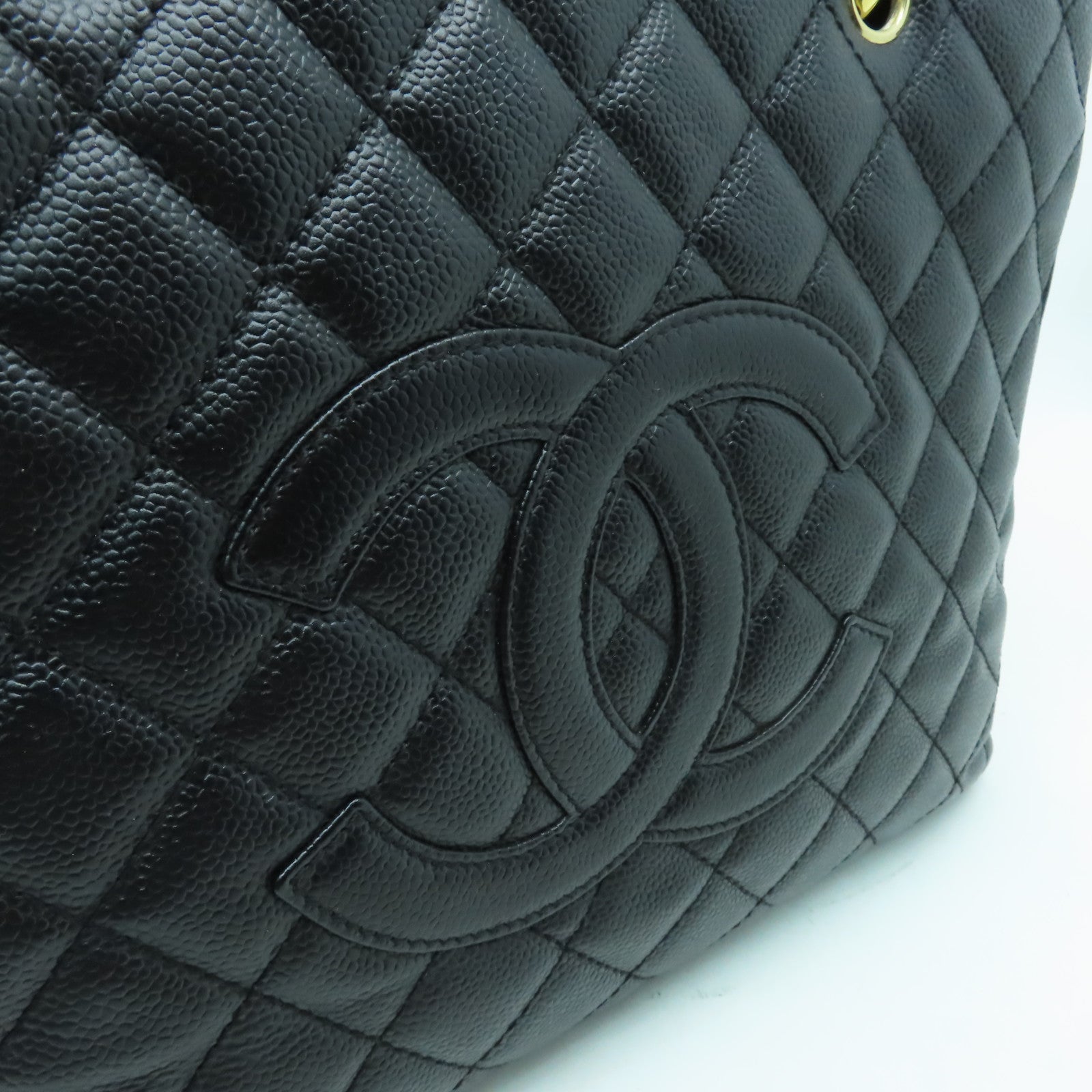 CHANEL 菱格Caviar皮革GST Tote金扣肩背袋黑色