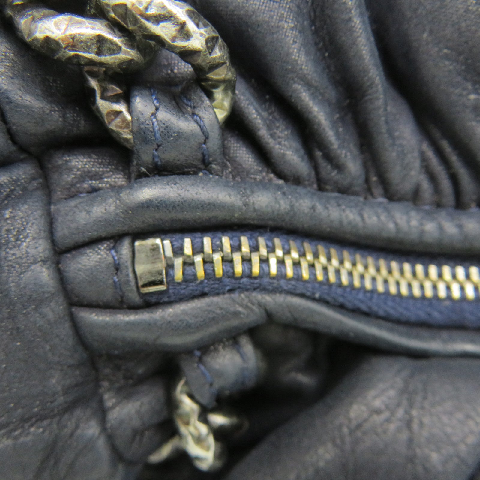 CHANEL [Sharp Reduction Offer] Cowhide Leather Hand Bag Silver Buckle Hand Bag Black