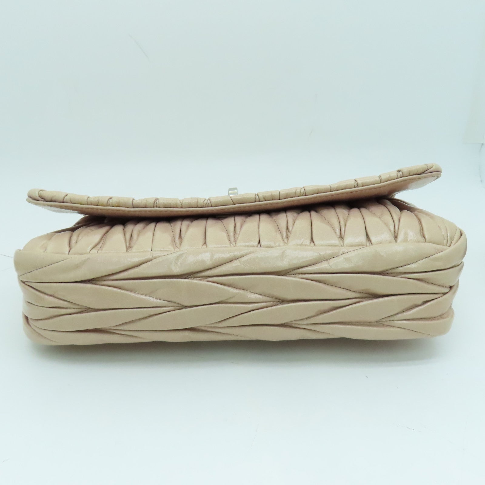 Miu Miu 牛皮皮革Shoulder Bag银扣肩背袋粉红色