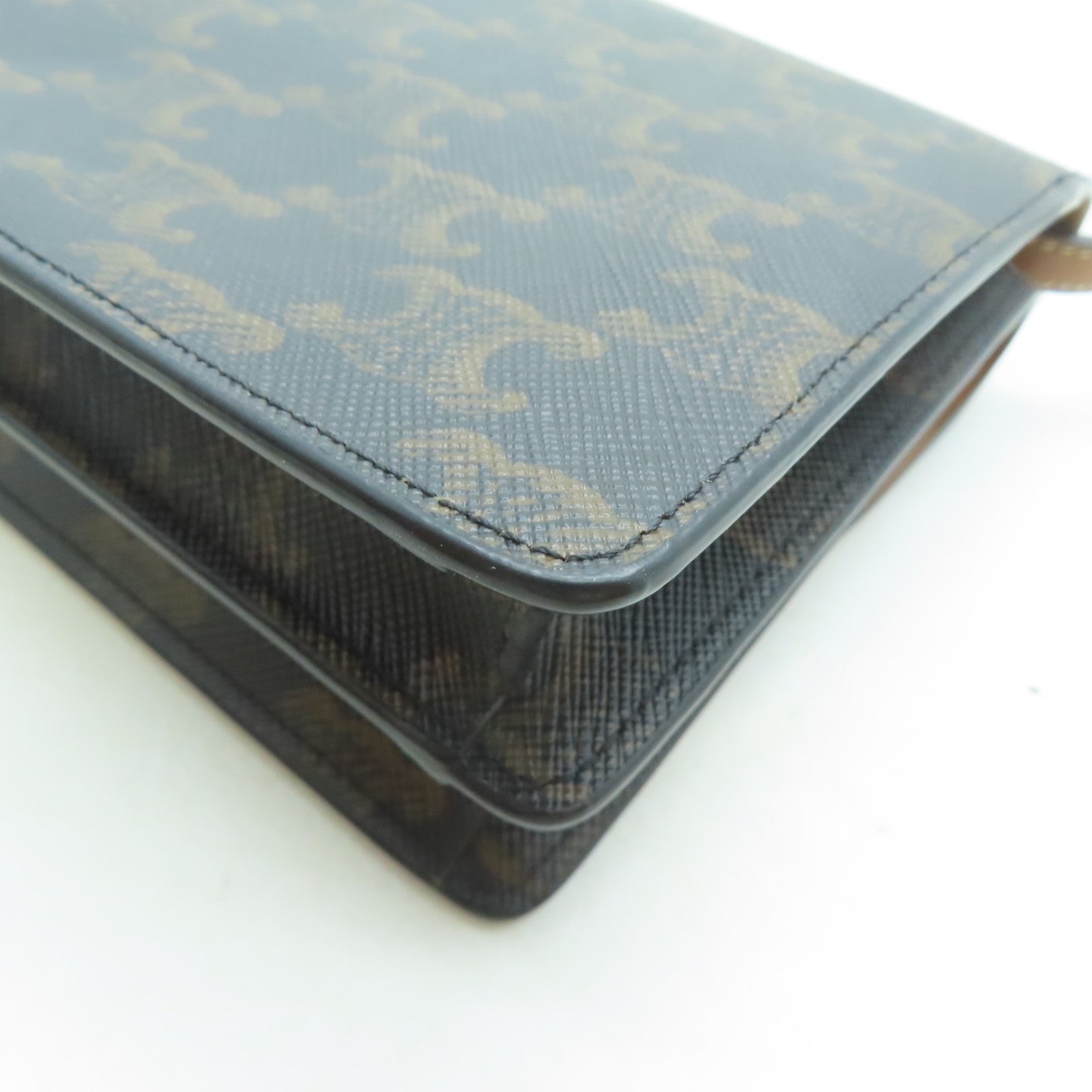 CELINE 塗層帆布Wallet On Strap金扣肩背袋啡色