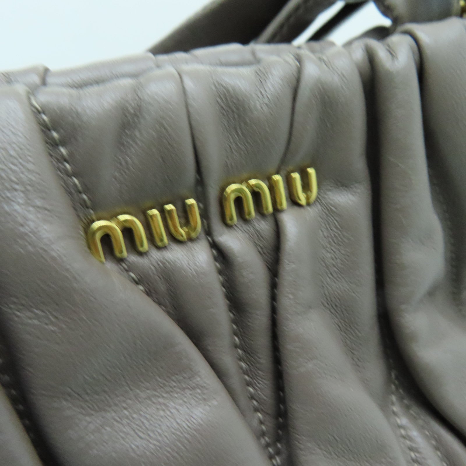 Miu Miu 羊皮皮革2 Way Shoulder Bag两用手挽肩背袋灰色