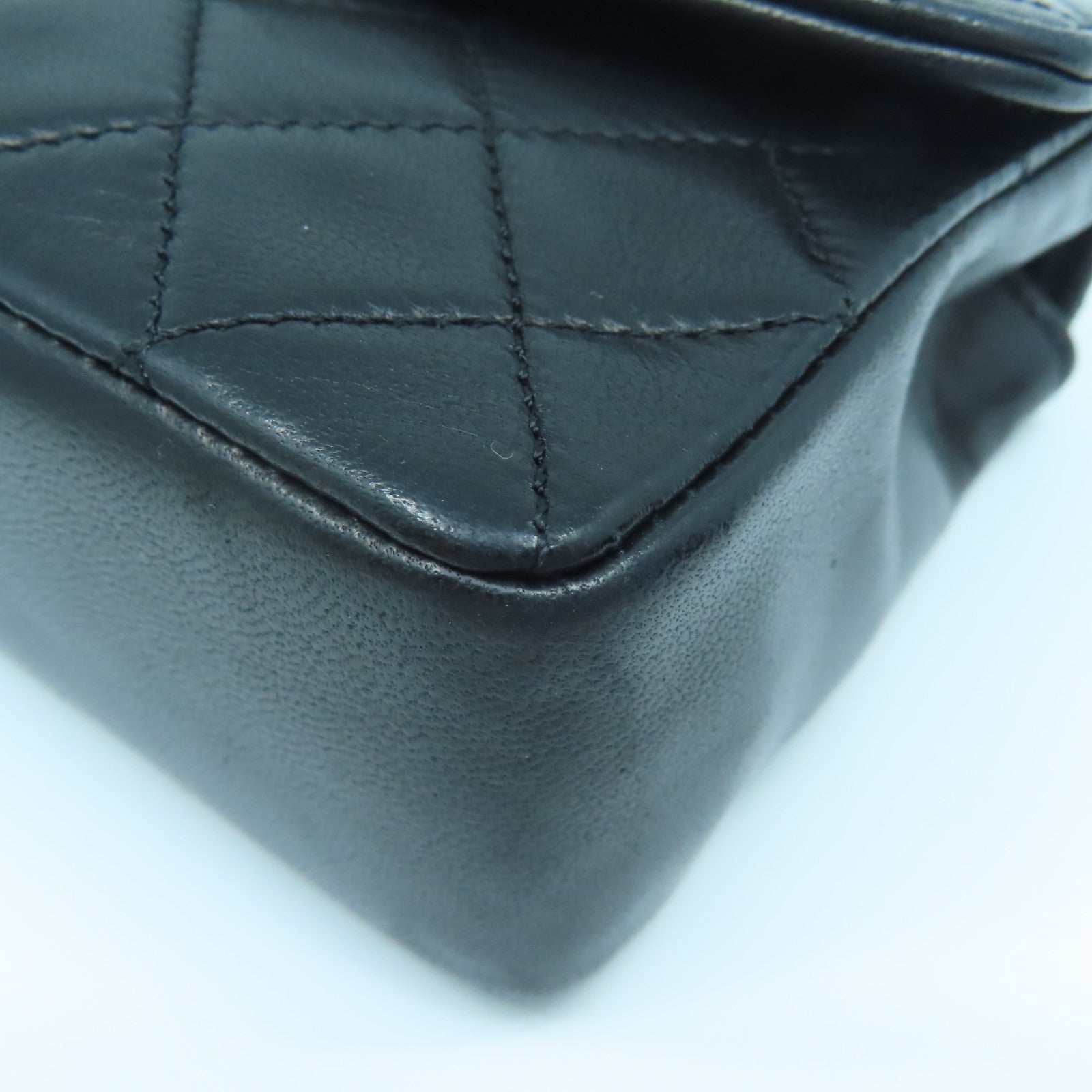 CHANEL 菱格羊皮皮革Chain Shoulder Bag金扣鏈帶肩背袋黑色