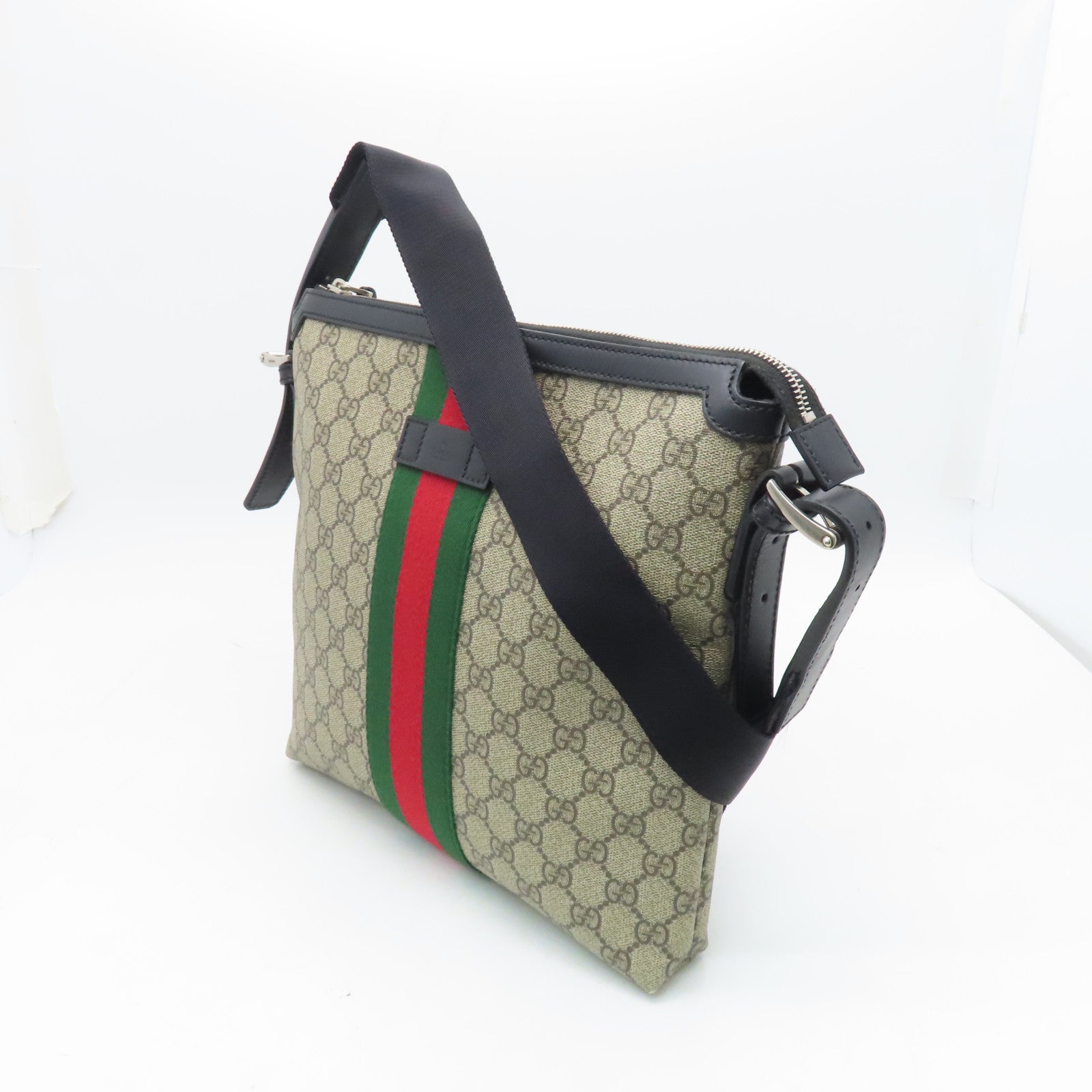 GUCCI coated canvas Shoulder Bag silver buckle shoulder bag light brown