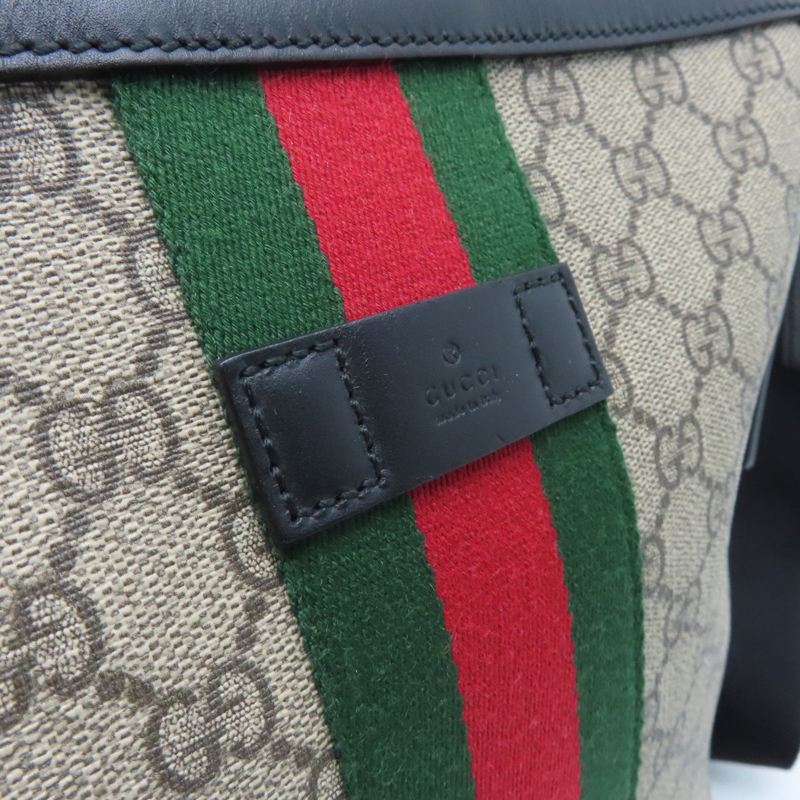 GUCCI coated canvas Shoulder Bag silver buckle shoulder bag light brown