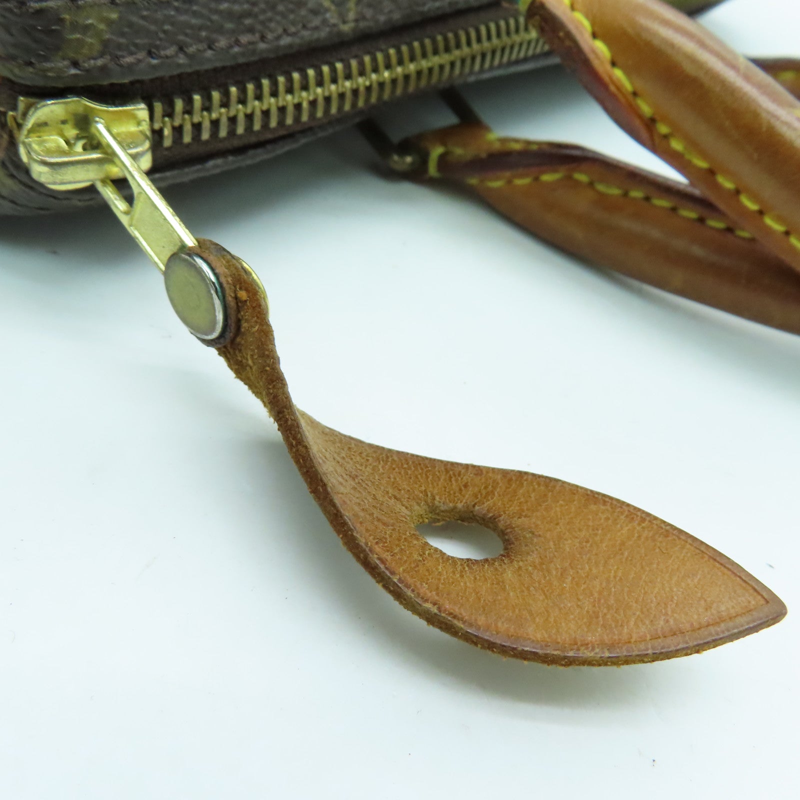 LOUIS VUITTON Monogram Speedy 25金扣手挽袋啡色