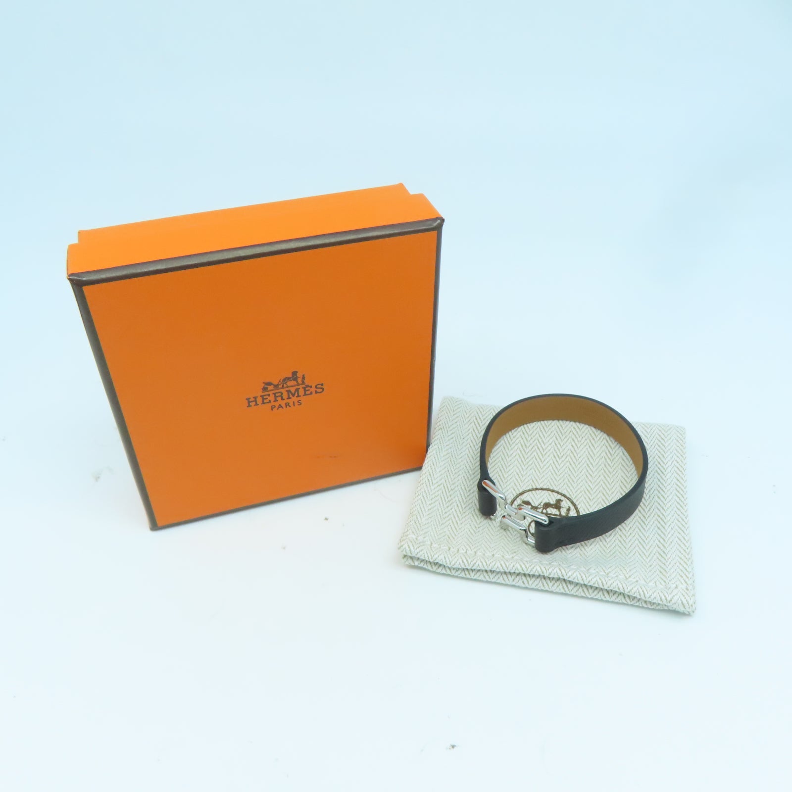 HERMES Veau Epsom皮革Tonight Bracelet銀扣手環黑色