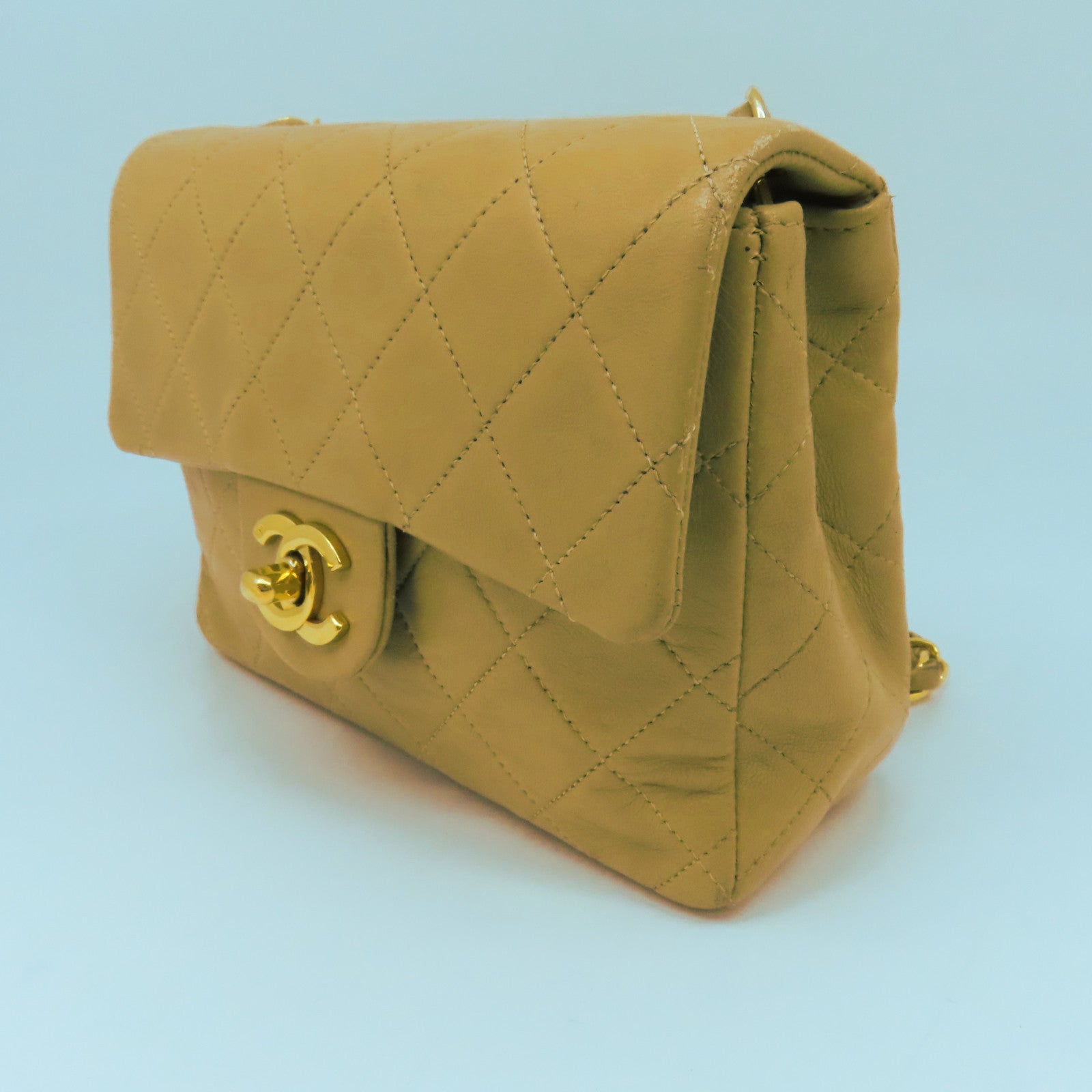 CHANEL 【激減優惠】菱格羊皮皮革Vintage Classic Flap 17cm金扣鏈帶肩背袋卡其色