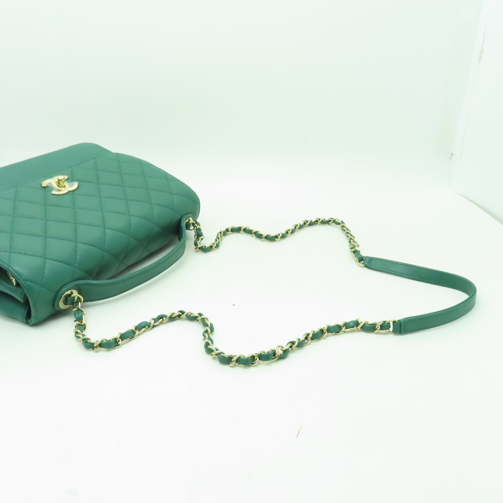 CHANEL 菱格Caviar皮革Business Affinty Bag金扣手挽肩背兩用袋綠色