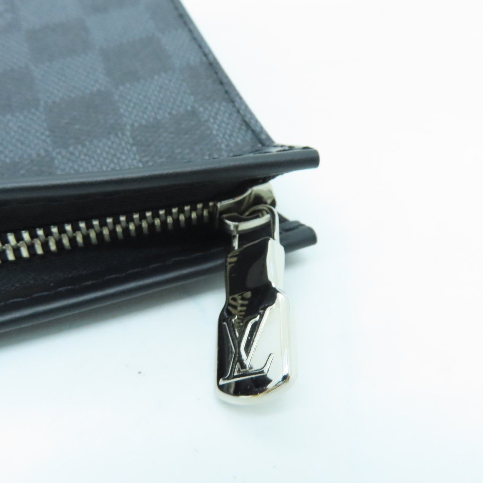 LOUIS VUITTON Damier Graphite Pochette Voyage Silver Buckle Tote Black