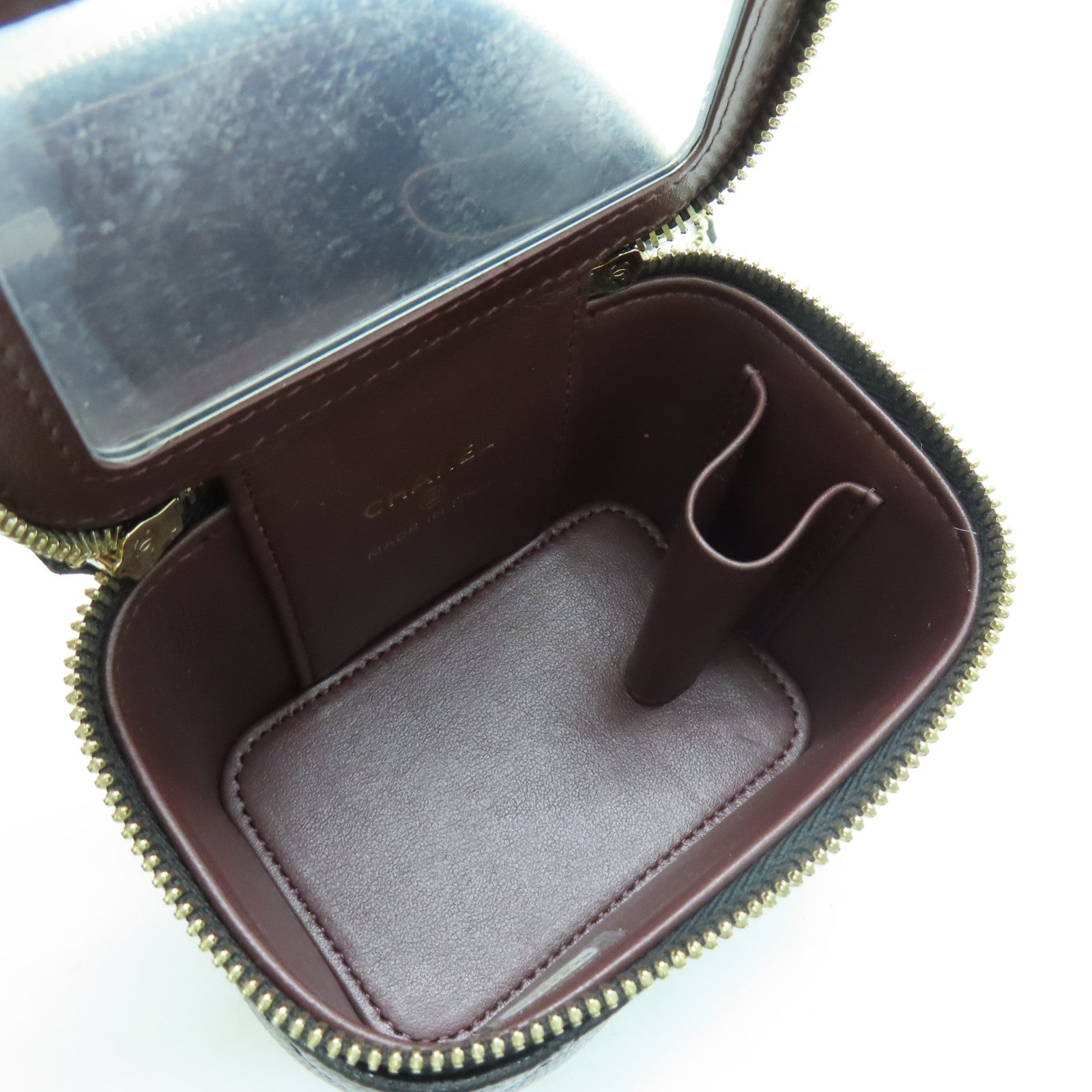 CHANEL 菱格Caviar皮革Small Vanity Case金扣链带肩背袋黑色