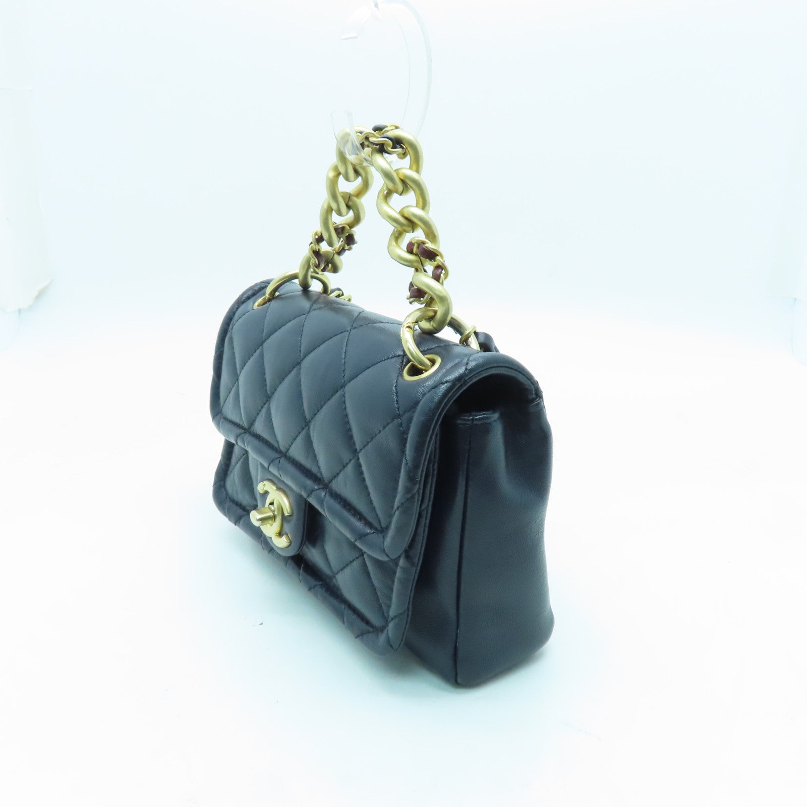 CHANEL rhombic sheepskin leather Chain Shoulder gold buckle shoulder bag dark blue