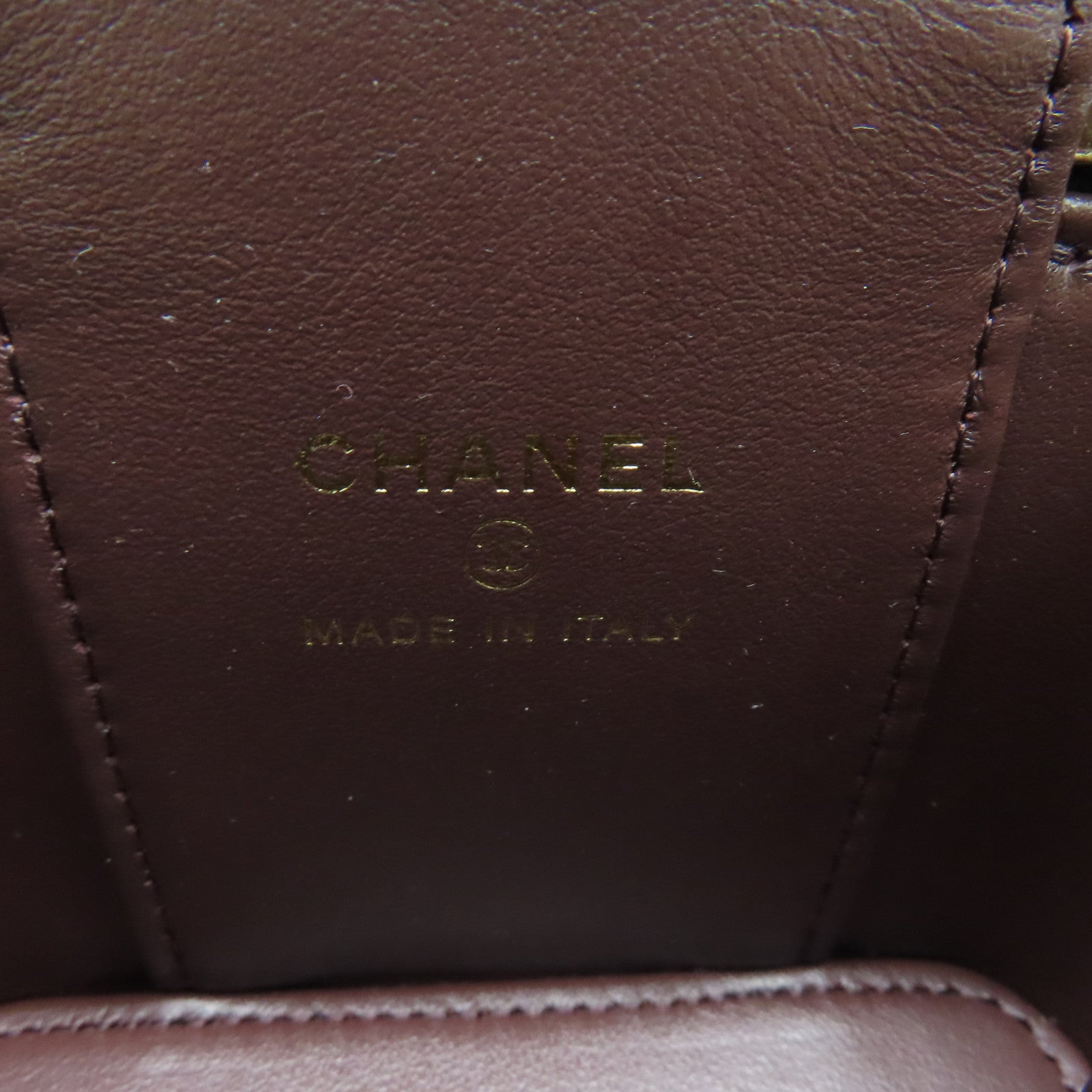 CHANEL 菱格Caviar皮革Small Vanity Case金扣链带肩背袋黑色