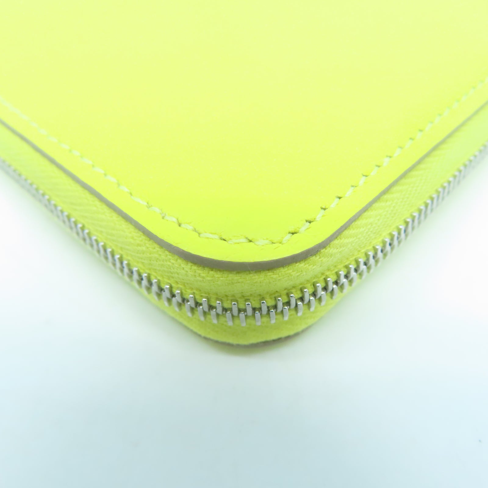HERMES Chevre皮革Silk In Compact Wallet銀扣錢包黃色