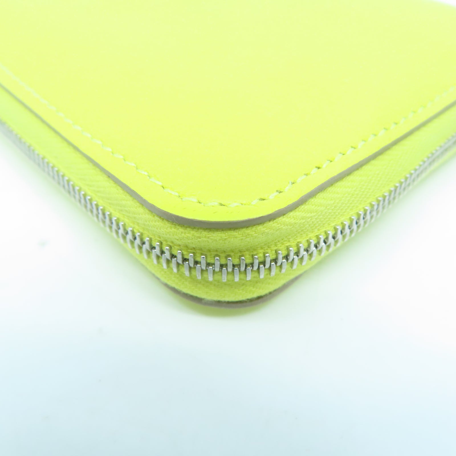 HERMES Chevre皮革Silk In Compact Wallet銀扣錢包黃色