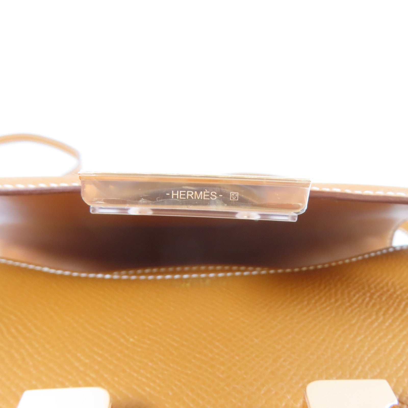 HERMES Veau Epsom皮革Constance Mini金扣肩背袋金色/經典駝色